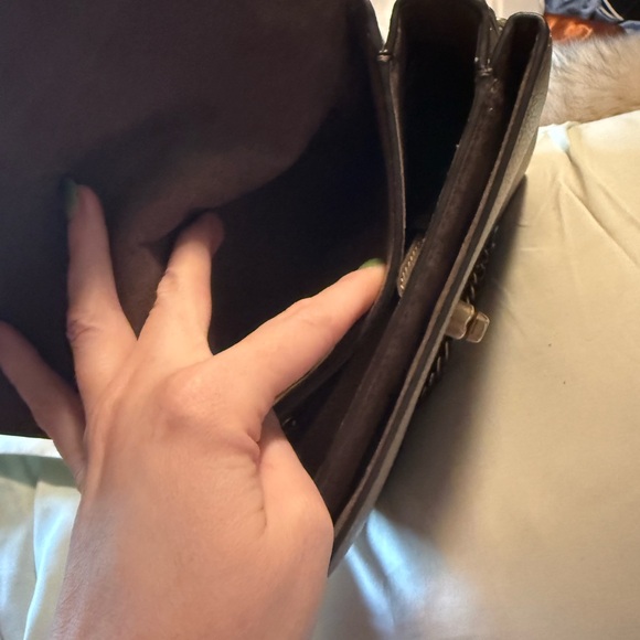 Coach Cassie 19 Pebbled Leather Turnlock Bag in Dark Stone - Picture 5 of 12